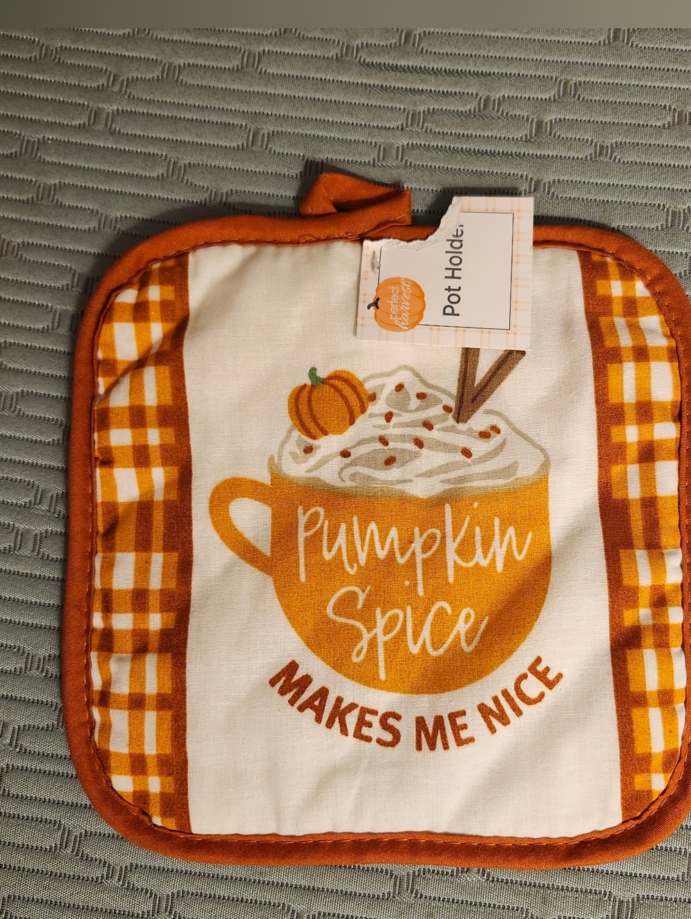 NEW Pumpkin Spice Fall Halloween Oven Mitt Decor Wall Art Mug Coffee